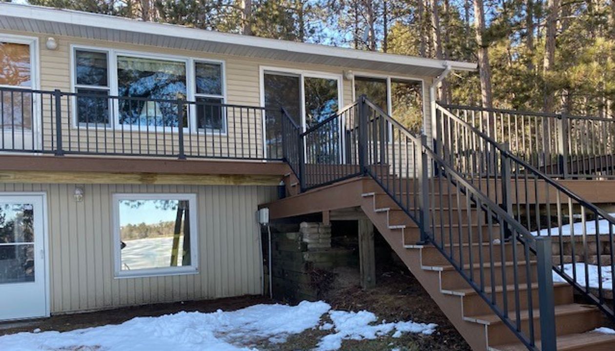 Trex Saddle Select Composite Decking and Trex Signature Aluminum Railing System, NW MN Lakes Country