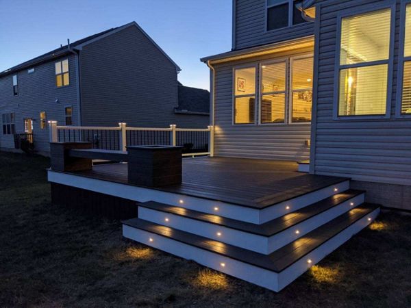 Low Deck with Planters and Bench