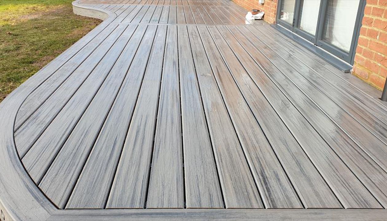 Trex custom curve in the popular island mist from the Trex Transcend range