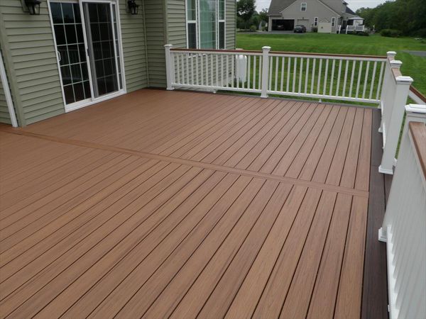 Trex Transcend Tiki Torch Decking, White Transcend Railing