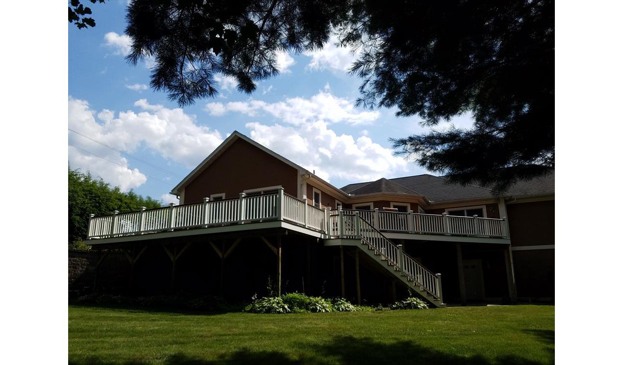 THE DECK