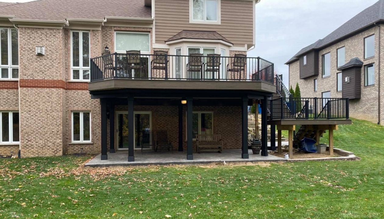 Costal Bluff with Signature Rail and Under Deck Dry-Space