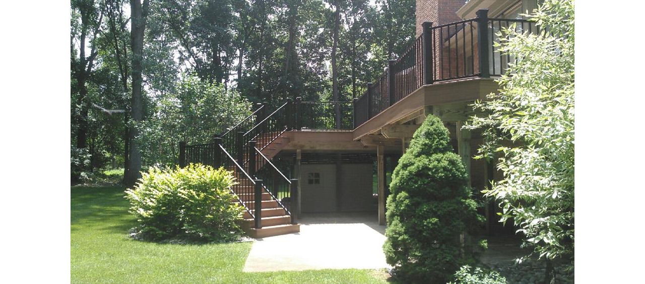 Transcends Decking With Reveal Railing