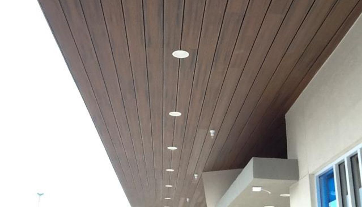 Trex Transcend in vertical application