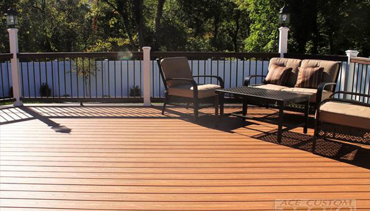 Trex Transcend Custom Spiced Rum Deck
