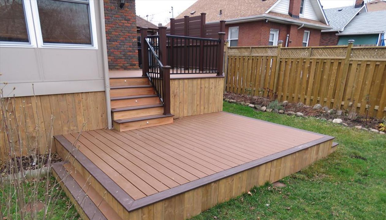 This homeowner wanted to create a zen area in her back yard. Using Tree House as the decking and Vintage Lantern as the accent, it created a 2 level entertaining area. Perfect!