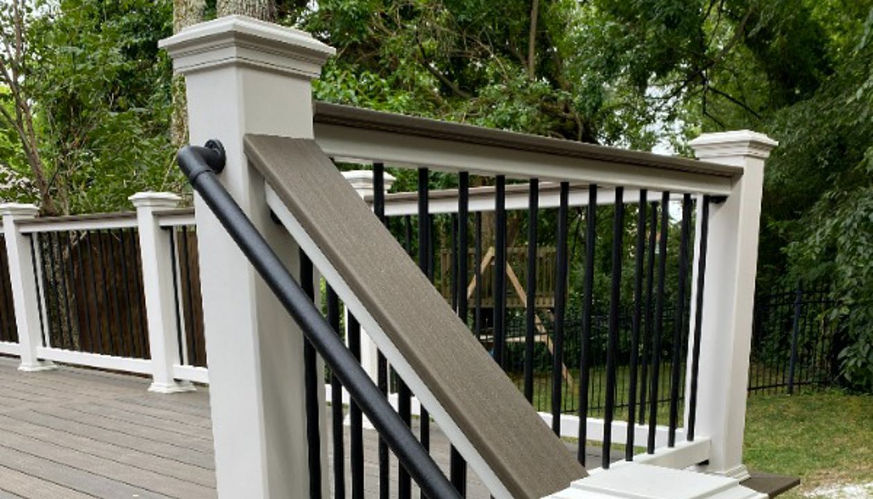 Trex handrail details