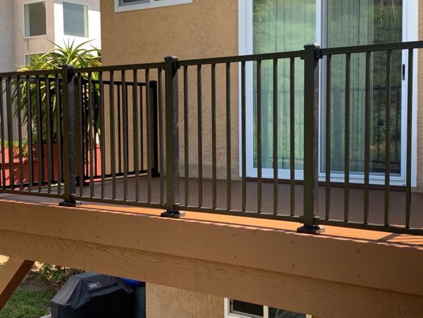 Trex Signature Railing, Vista CA