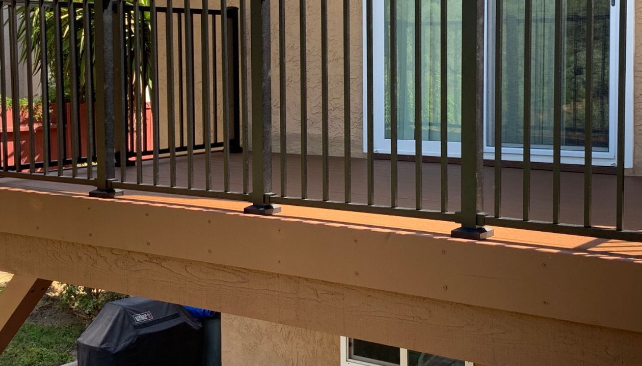 Trex Signature Railing, Vista CA
