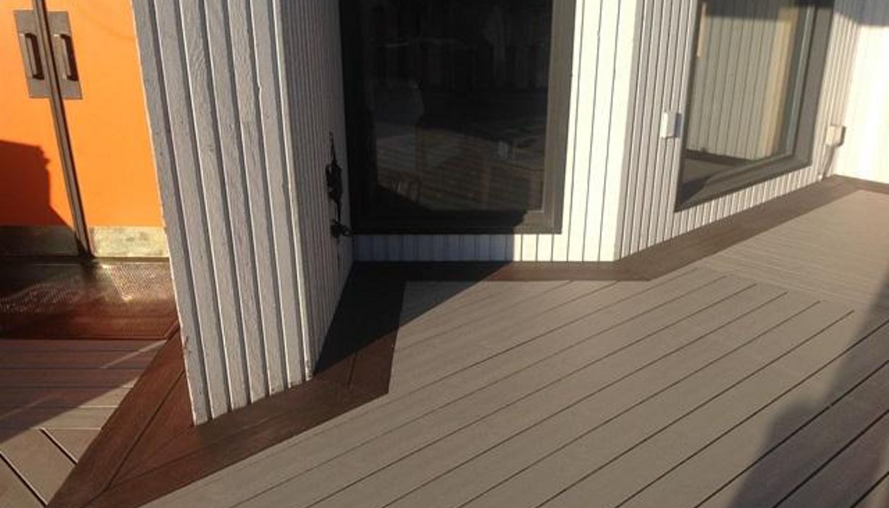 Double border boards with Gravel Path