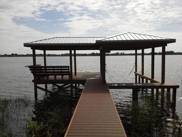 Trex Select Saddle Dock