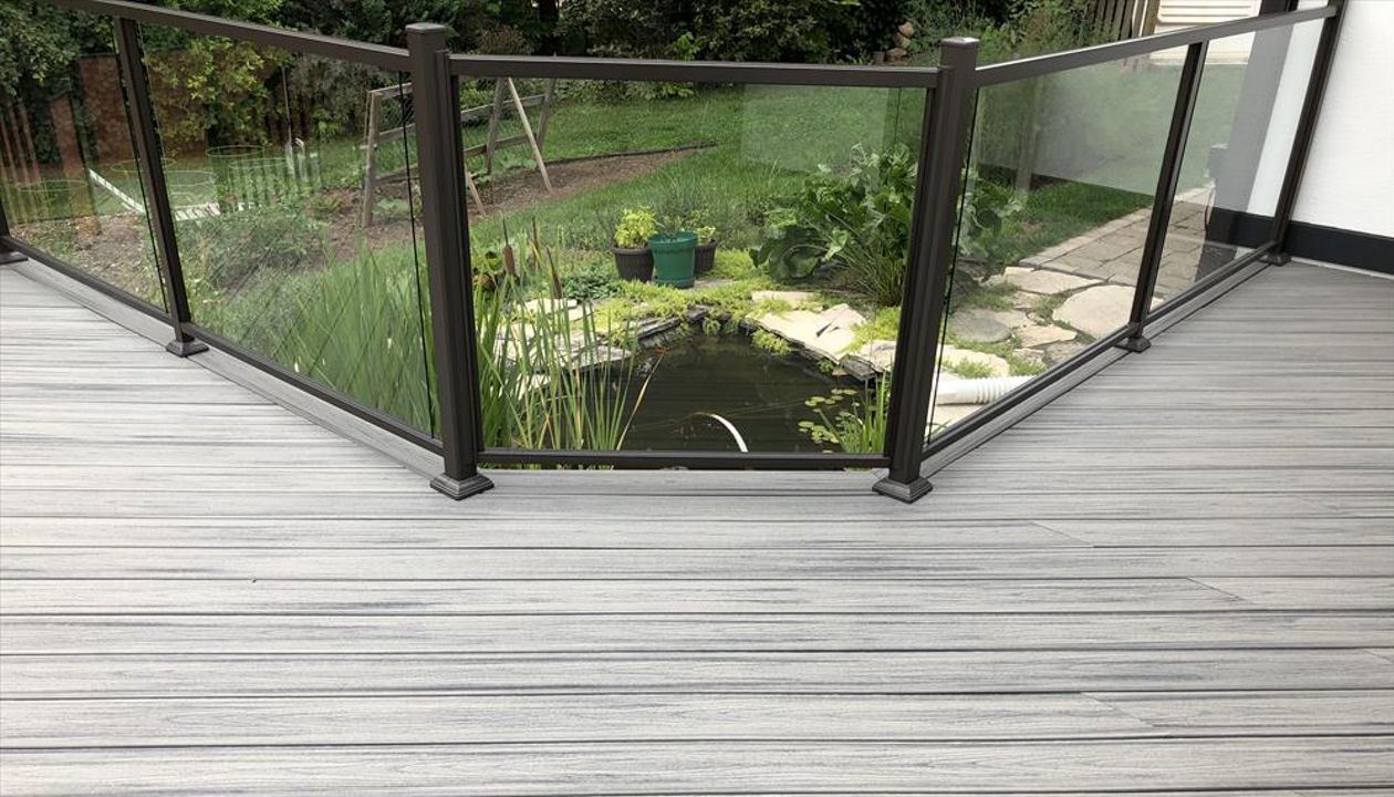 Trex custom composite deck builder servicing Acton, Georgetown, Halton Hills