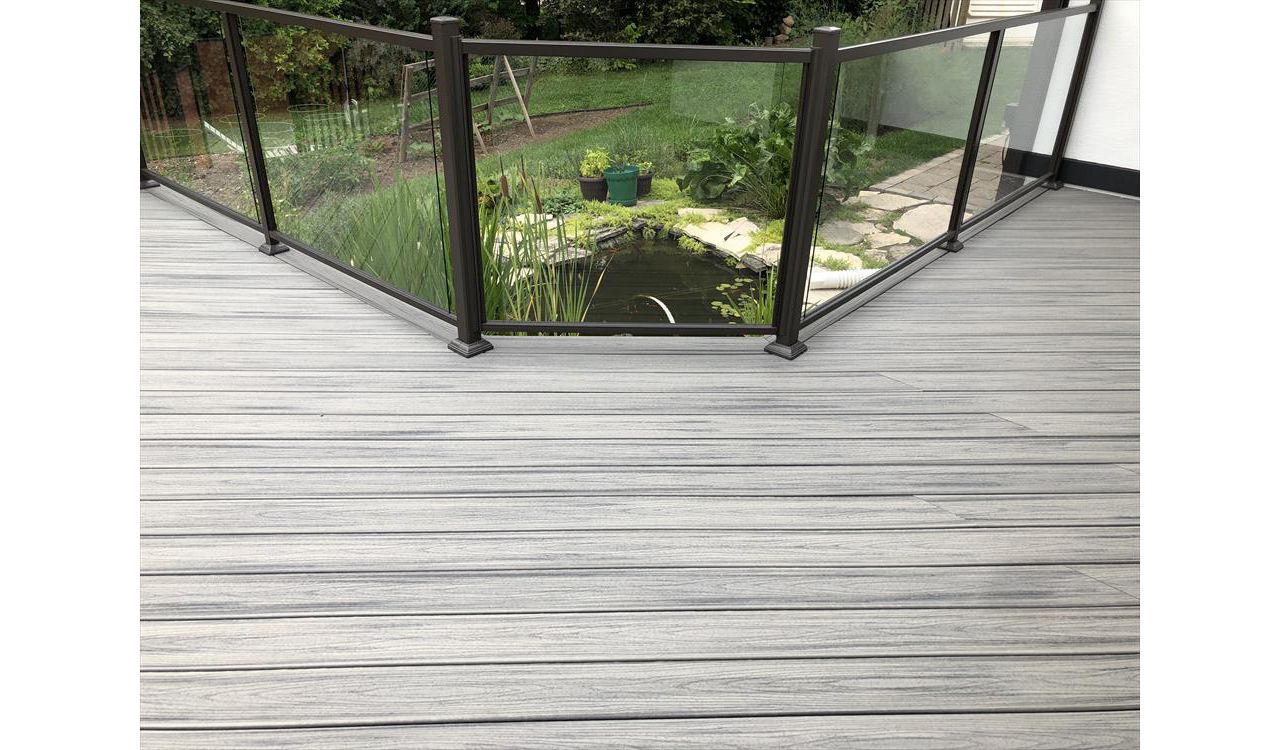 Trex custom composite deck builder servicing Acton, Georgetown, Halton Hills