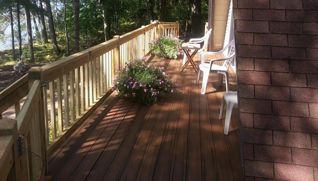 Trex Transcend Spiced Rum decking