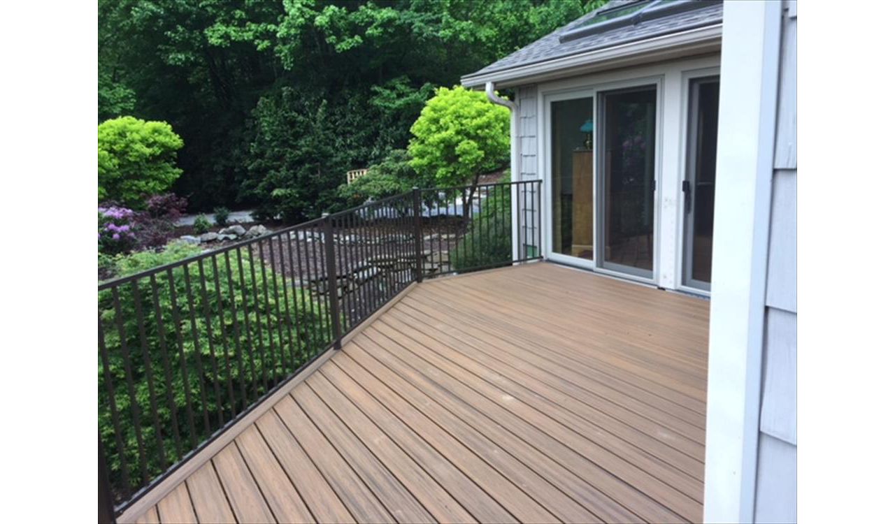 Amazing new Trex Transcend Havana Gold deck in Maggie Valley, NC