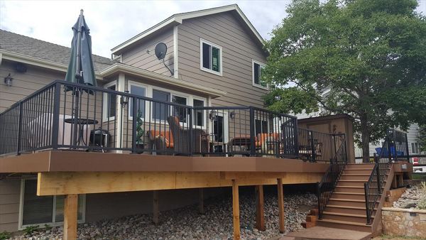 Trex Enhance Beech Dune, Saddle Fascia, & Black rails