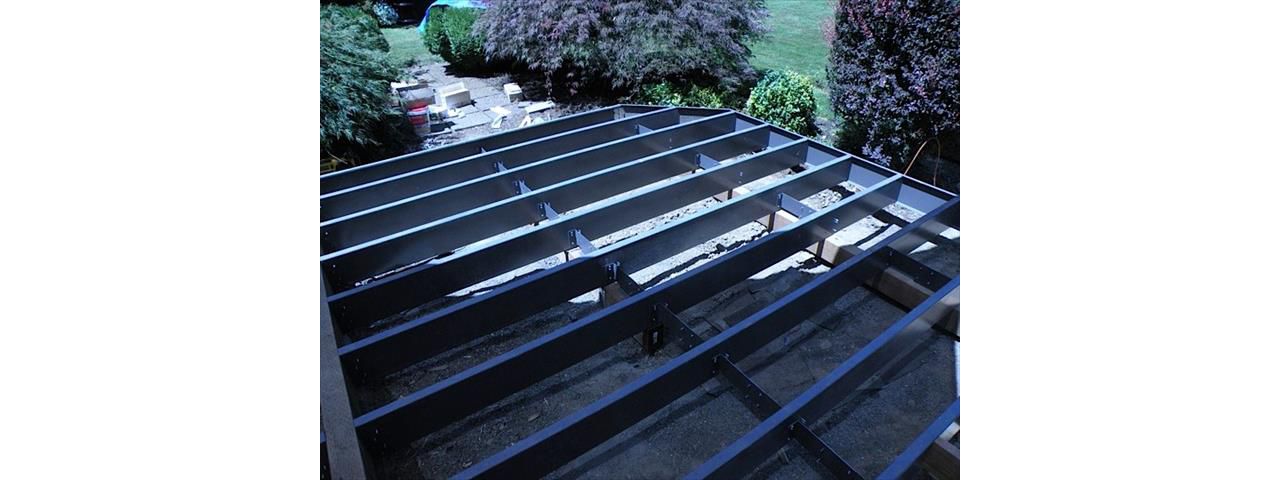 Trex Elevations steel framing. Starts our perfectly flat, and stays perfectly flat.