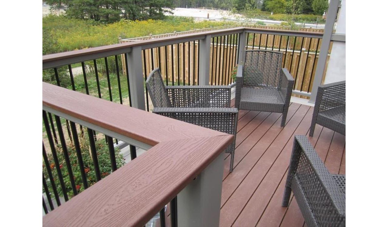 Trex Composite Deck Builder - Kitchener, Waterloo, Cambridge, Ontario