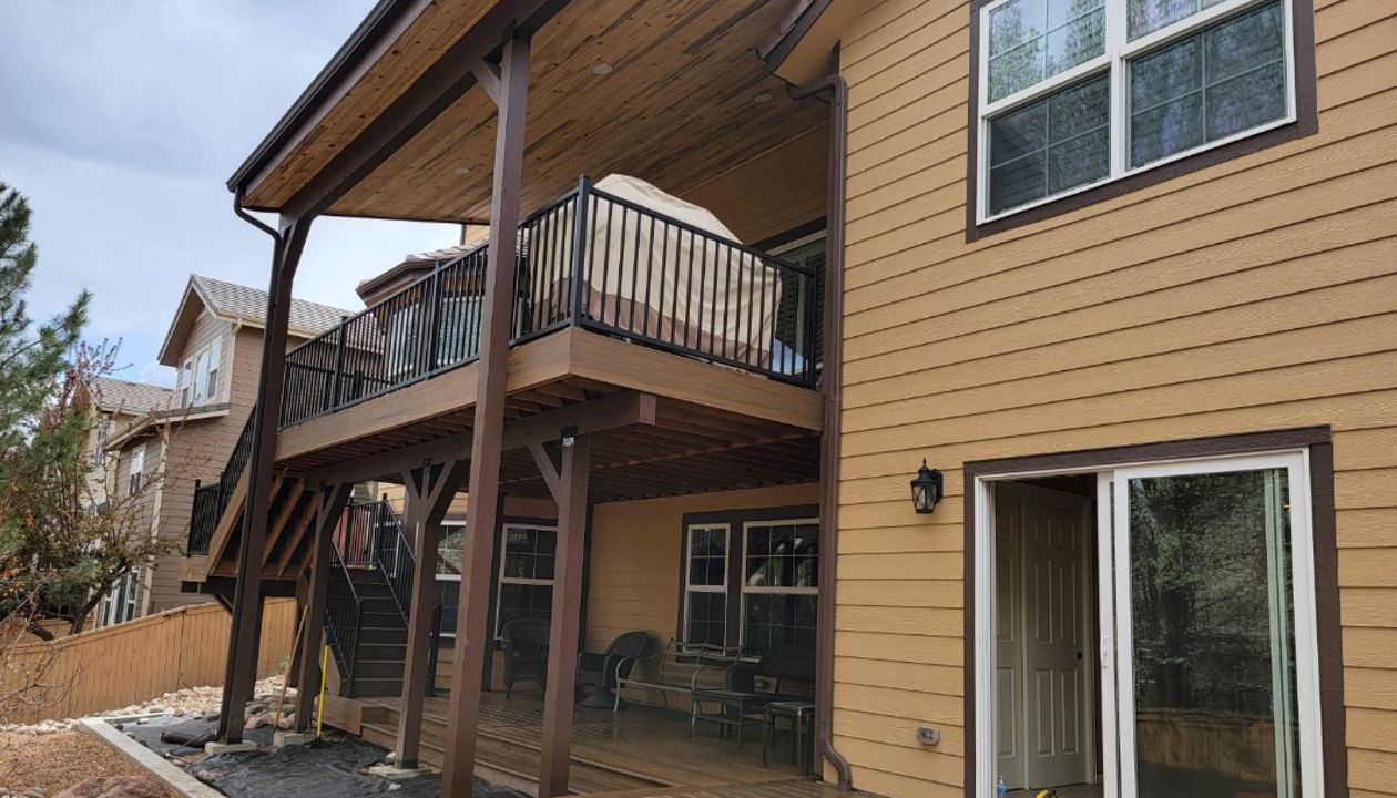 Trex Enhance decking, 3 levels, porch roof, rails