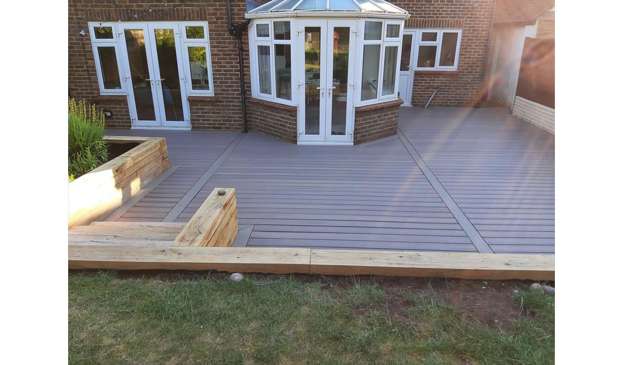 Ewell, Surrey Trex Enhance Naturals Foggy Wharf Oilcanfinish Outdoor Living