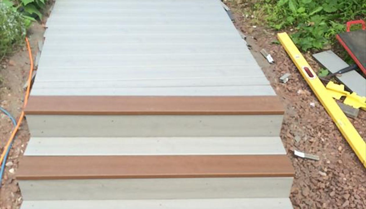 Gravel Path Transcends,Saddle accent, Milford, NJ