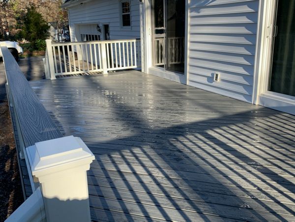 Island Mist with Cocktail Rail