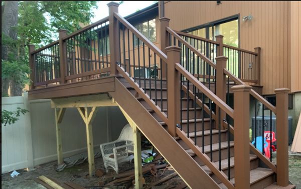 Saddle Decking with Saddle fascia & railing - Toms River, NJ