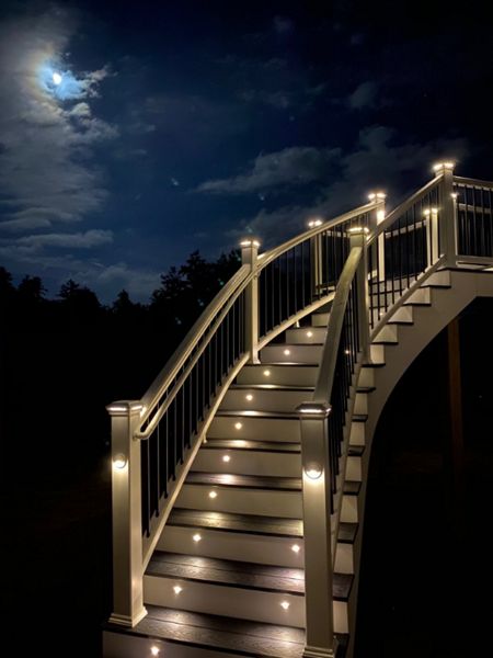 Trex LED curved stairs 2020