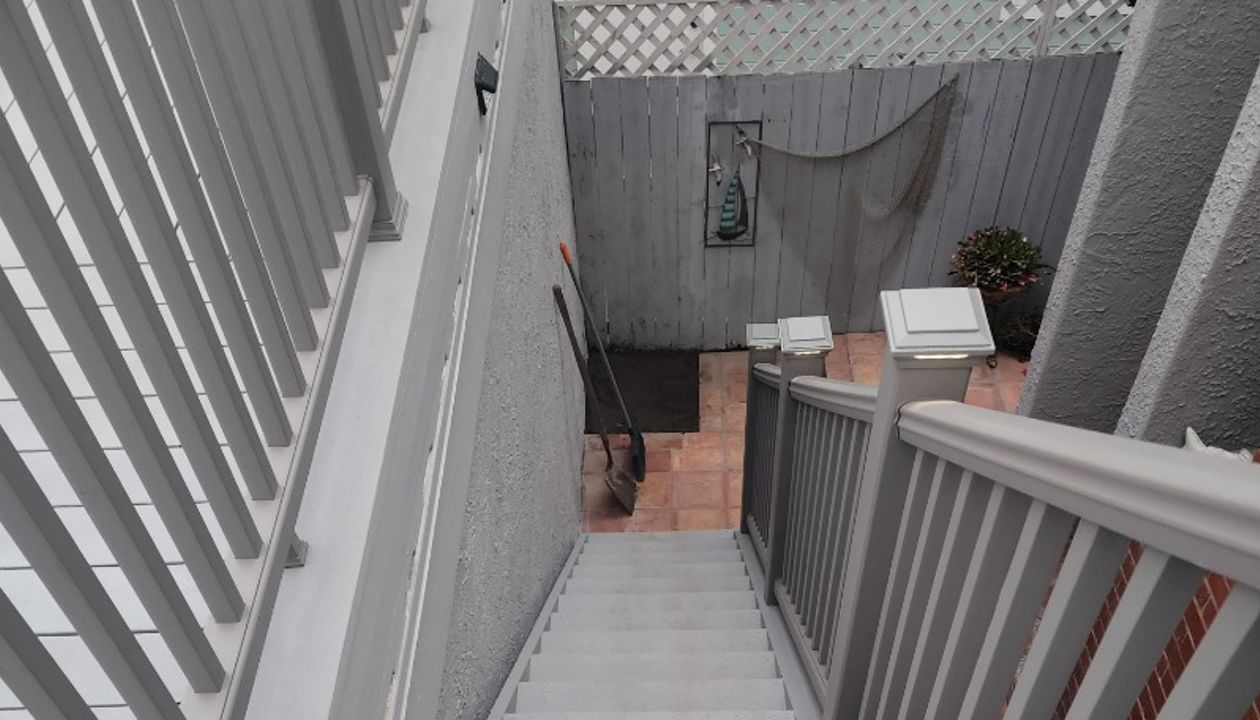 Custom Trex Stairway Oxnard Shores