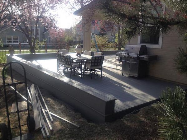 Grade Level w/ Low Bench Surround in Pebble Grey