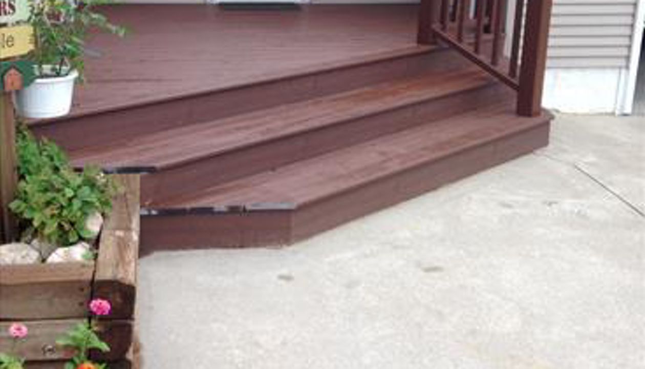 Transcend Fire Pit Composite Decking