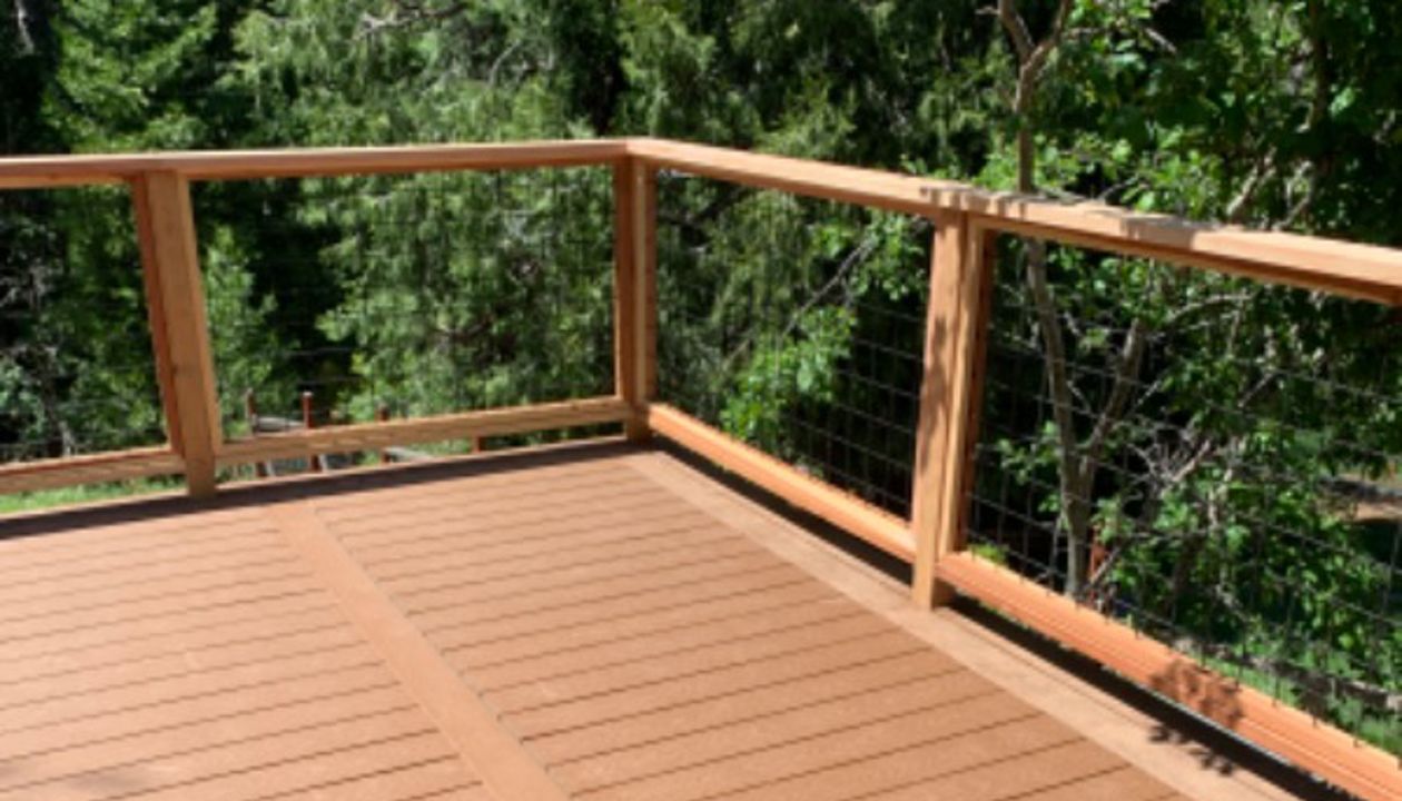 Trex Saddle decking