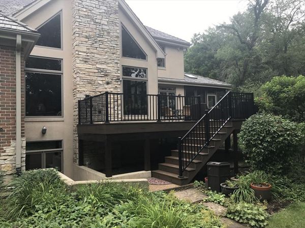 Vintage lantern border, spiced rum signature railings