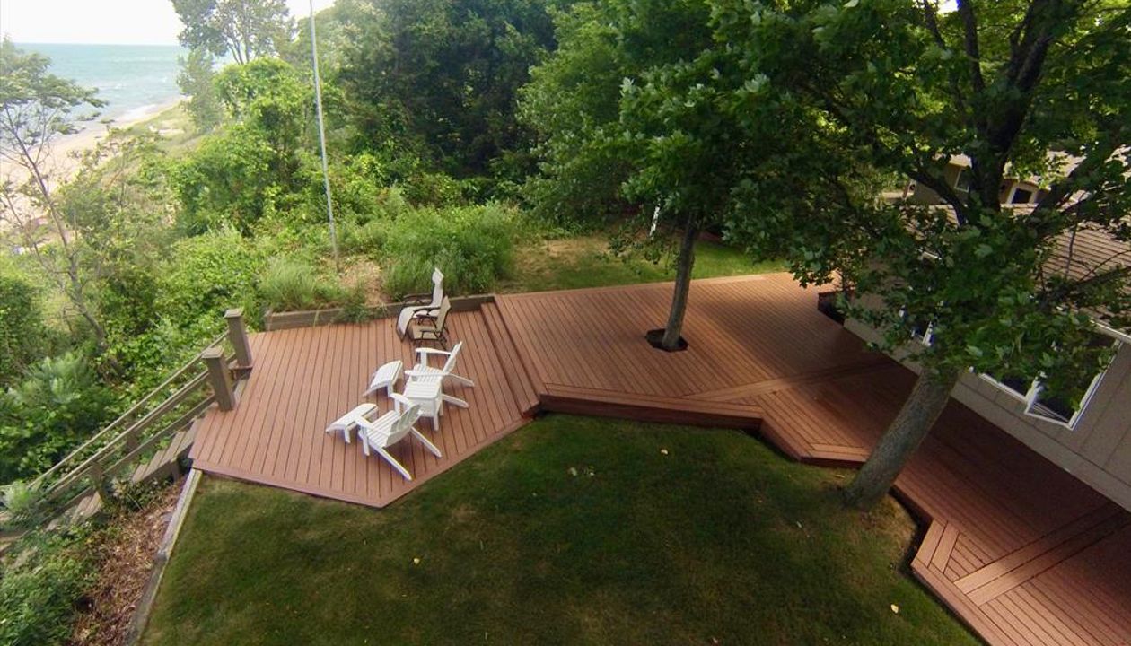 Custom Lake Michigan Waterfront Deck