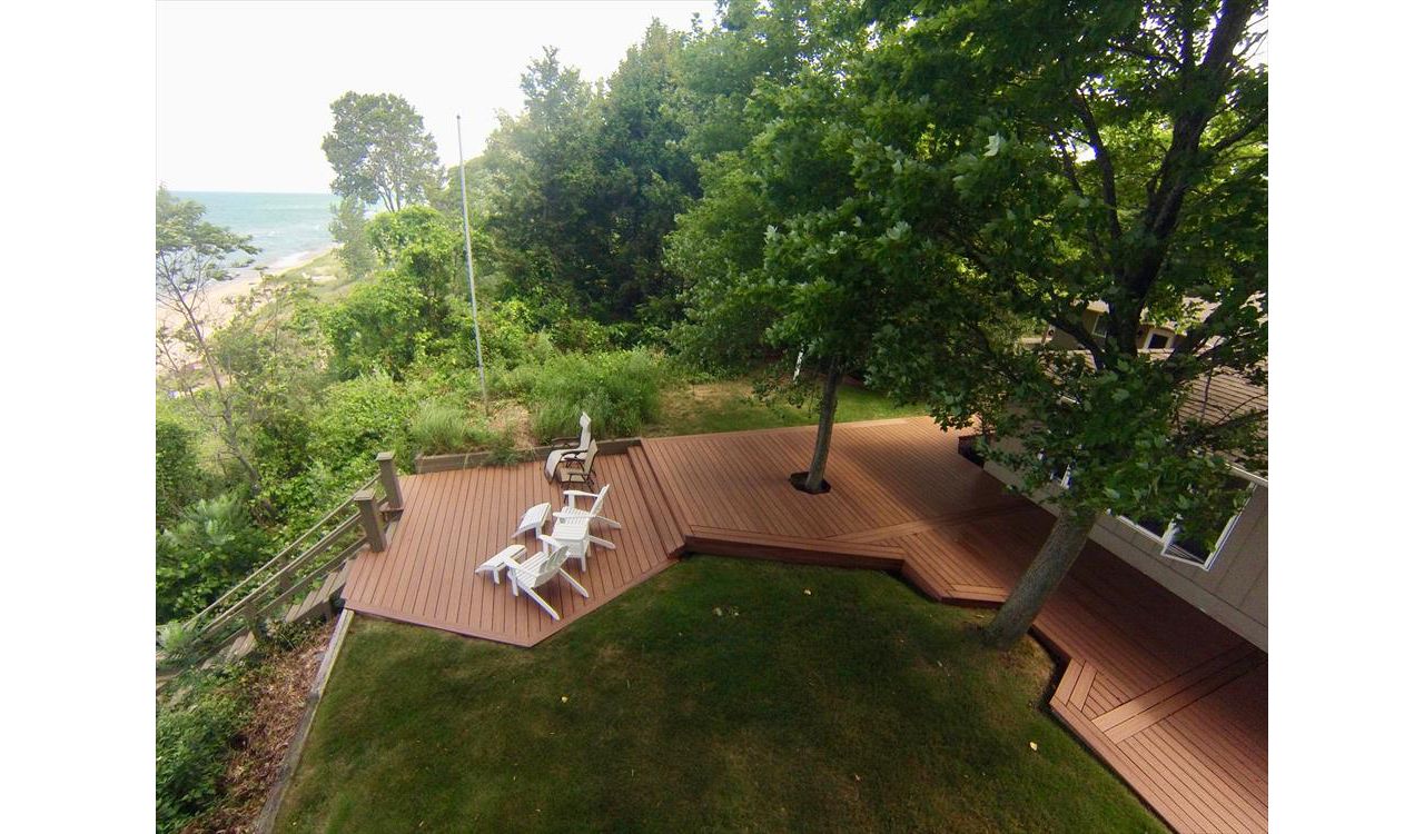 Custom Lake Michigan Waterfront Deck