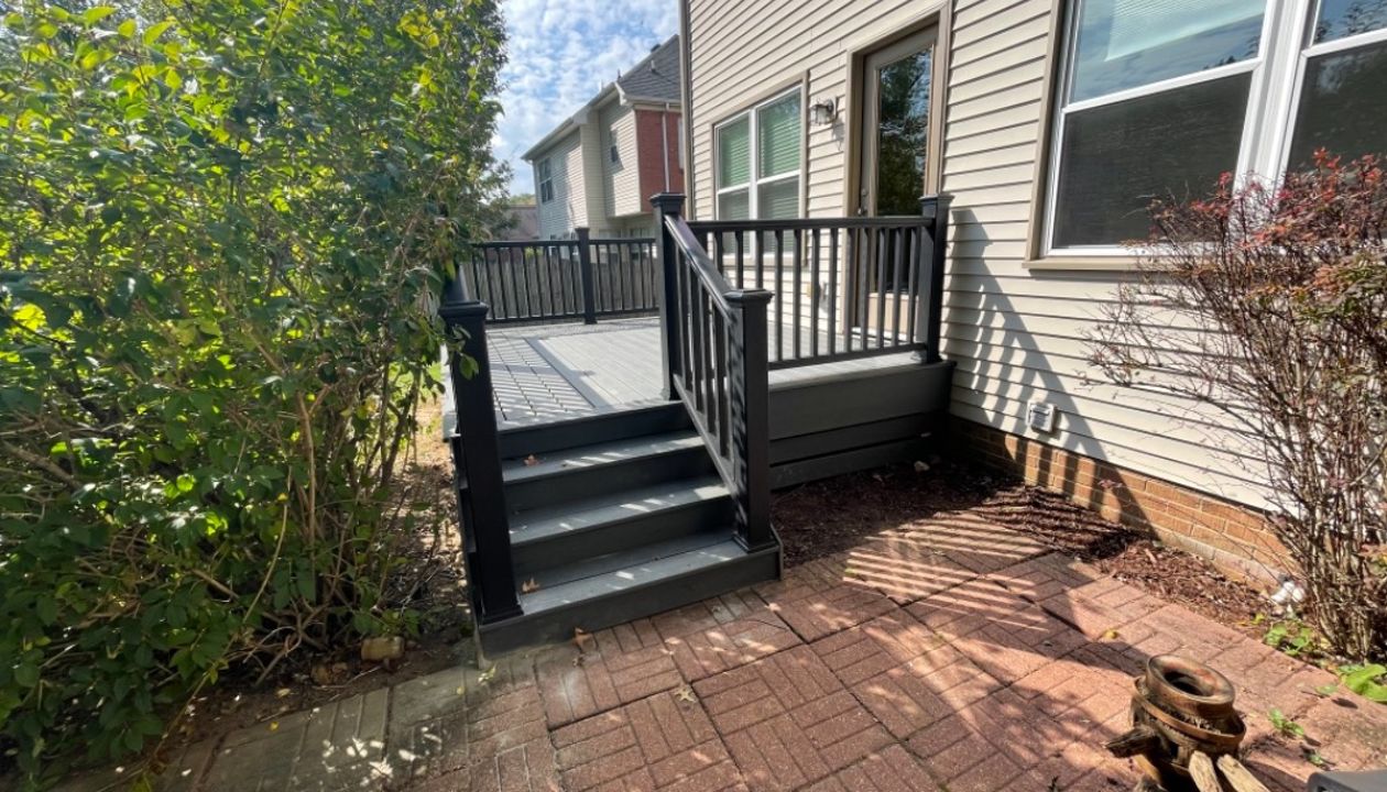 Deck completed in Nashville, TN