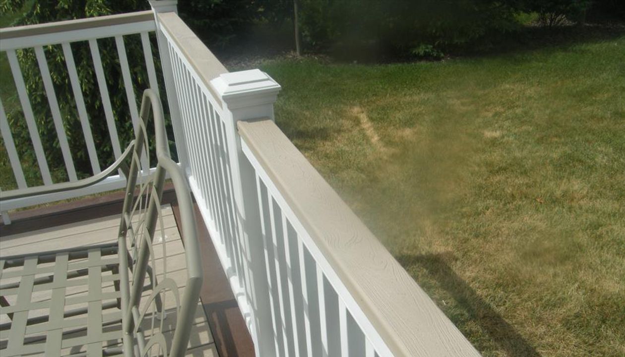 Transcend White Rail with Rope Swing 2x4 Cocktail rail, Brownstown