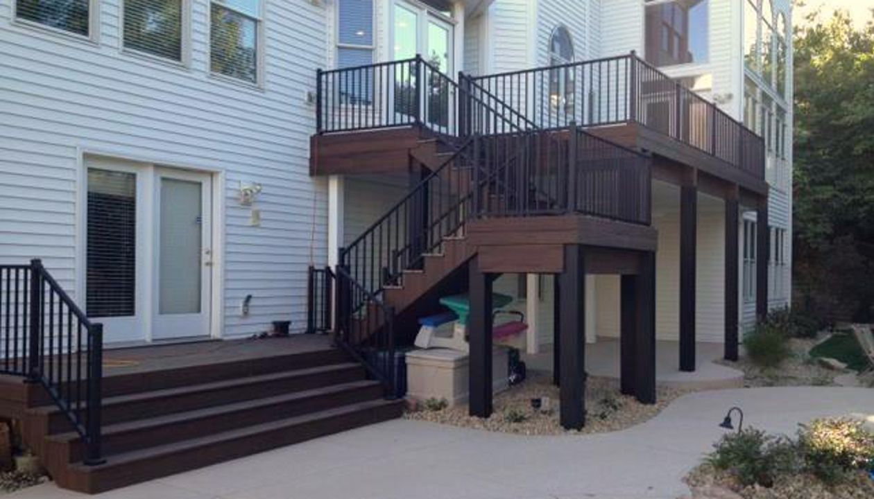 Multi-level Trex composite decking, Missouri