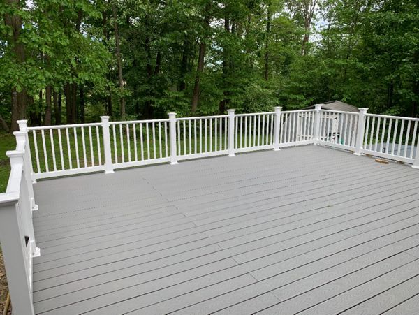 Pebble Gray Deck