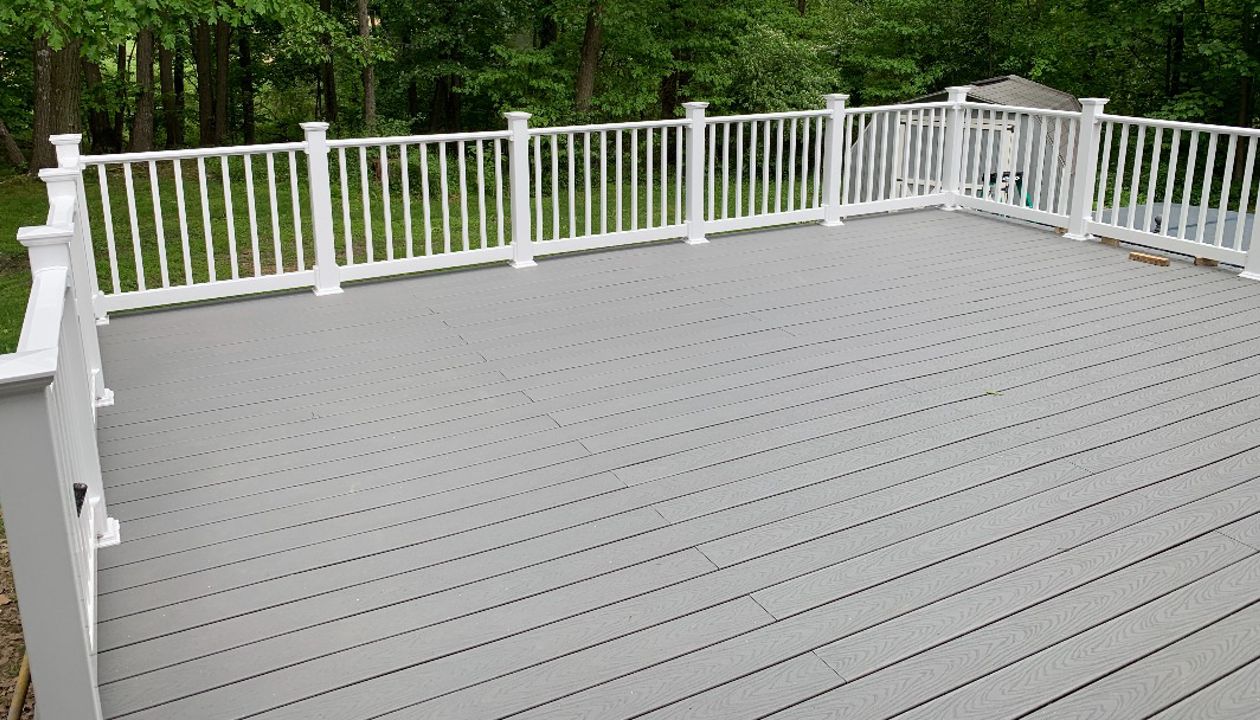 Pebble Gray Deck