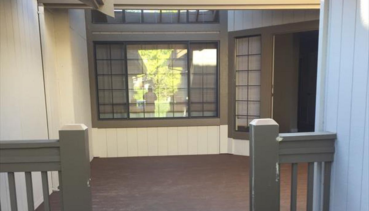 Courtyard Deck, Trex Select Saddle, San Jose, California