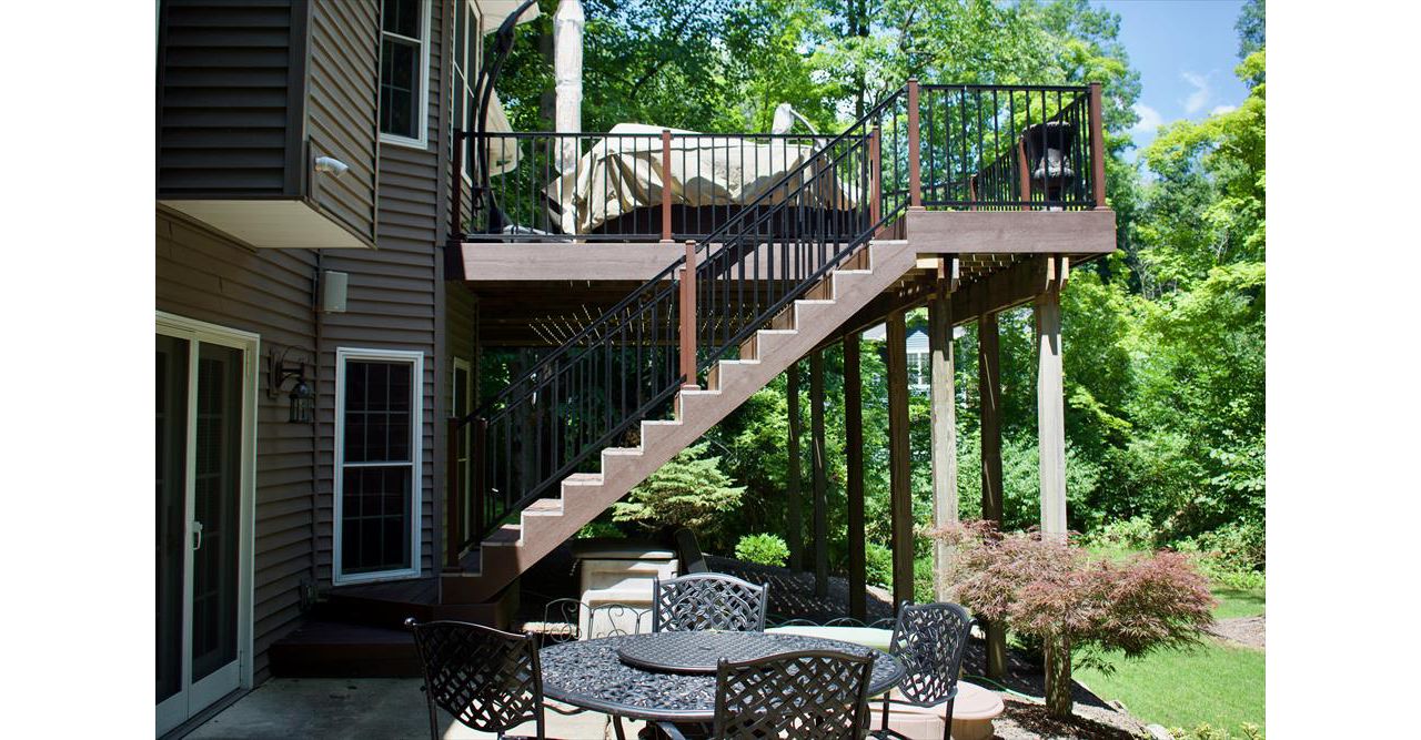 Trex decking and railing.
