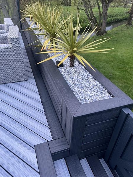 TREX Foggy Wharf with Calm Water borders