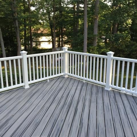 Trex Transcends Island Mist, Transcends Rail