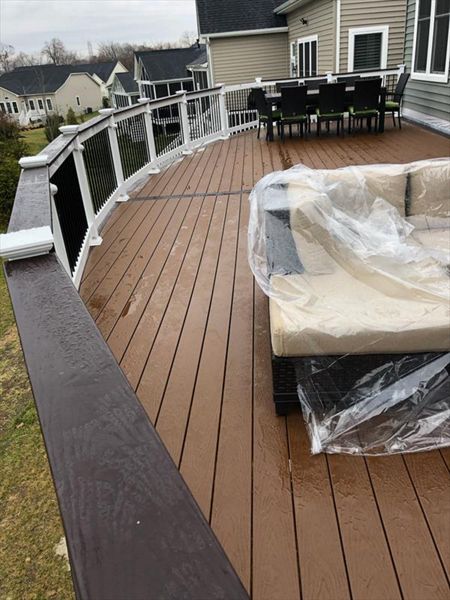 Trex Select Saddle & Woodland Brown project with a custom curve created by our skilled carpenters