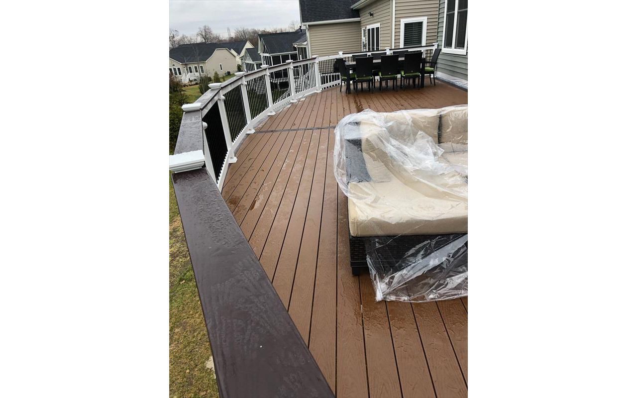 Trex Select Saddle & Woodland Brown project with a custom curve created by our skilled carpenters