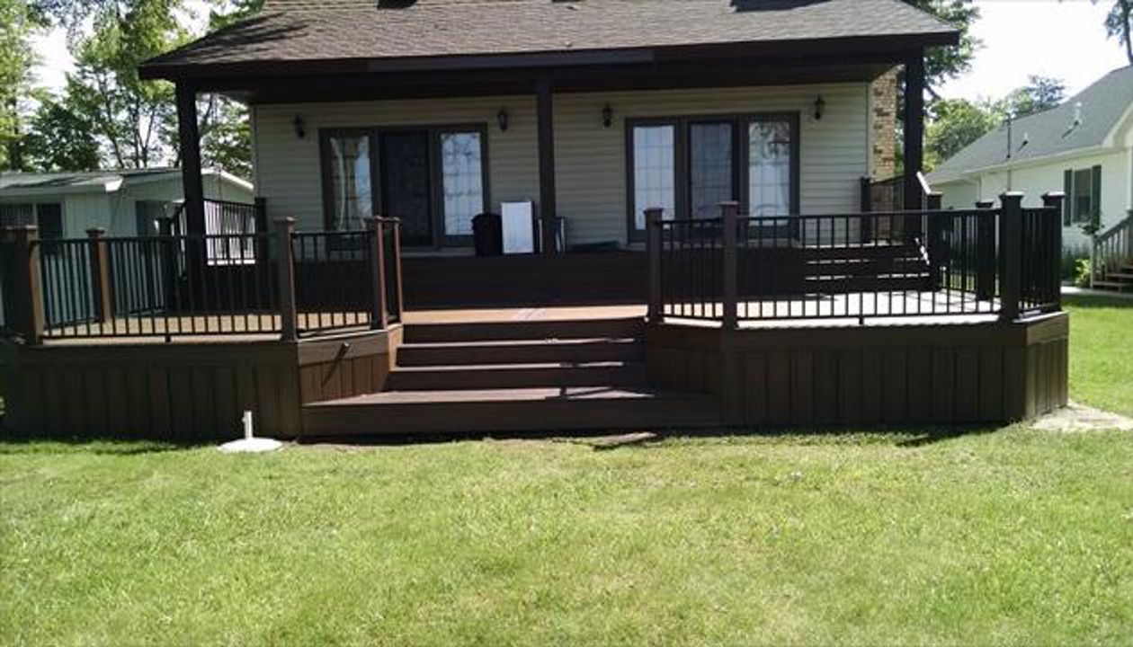 Trex decking in Northern Michigan