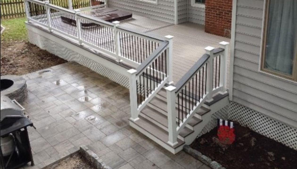 Trex Enhance Naturals Rocky Harbor deck