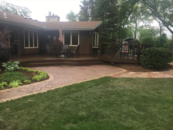 TREX TRANSCEND DECKING (SPICED RUM)
