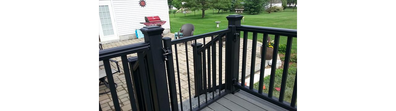 TREX BLACK RAILING